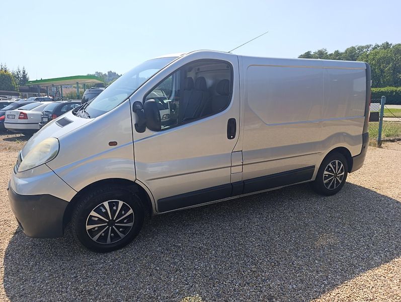 Opel Vivaro (2012) 2.0 DCi tažné DPH klima - fotka 4 z 17