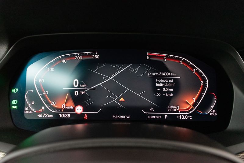 BMW X5 xDrive30d ///MSPORT*TAŽNÉ*ČR* - fotka 27 z 55