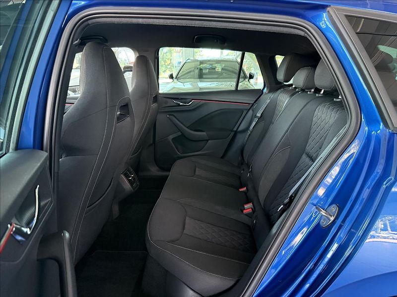 Škoda Scala 1,0   TSI 85kW,SERVISKA,1. MAJ - fotka 22 z 26