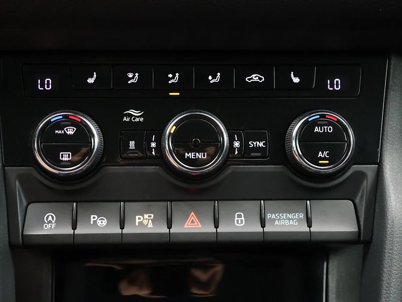 Škoda Kodiaq 2,0 TDI 140kW DSG 4X4 Style - fotka 29 z 40