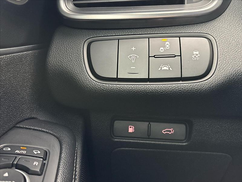 Kia Sorento Exclusive 6AT 4x4 2,2 CRDi - fotka 37 z 42