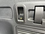 Volkswagen Touran Highline 2.0TDi DSG ČR odp.DPH - náhled 32