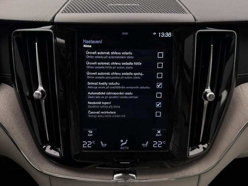 Volvo XC60 B5 AWD INSCRIPTION AUT  - fotka 47 z 56