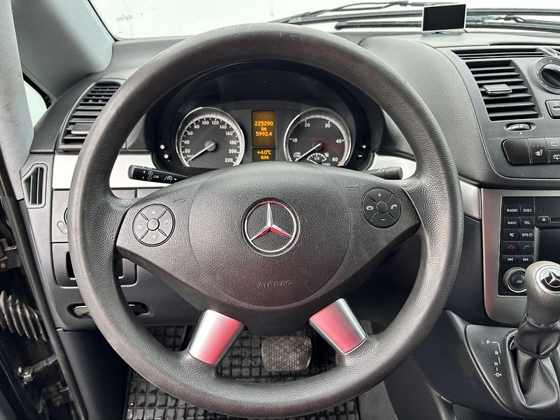 Mercedes-Benz Viano (2012) 3.0CDI V6 165KW  - fotka 20 z 27