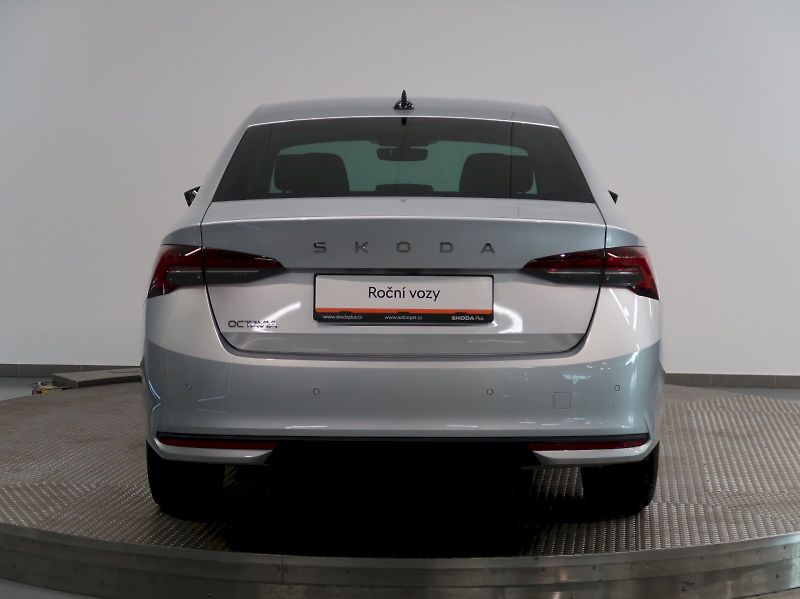 Škoda Octavia (2025) EXCLUSIVE 2.0TDI 110KW DSG WEB - fotka 9 z 46