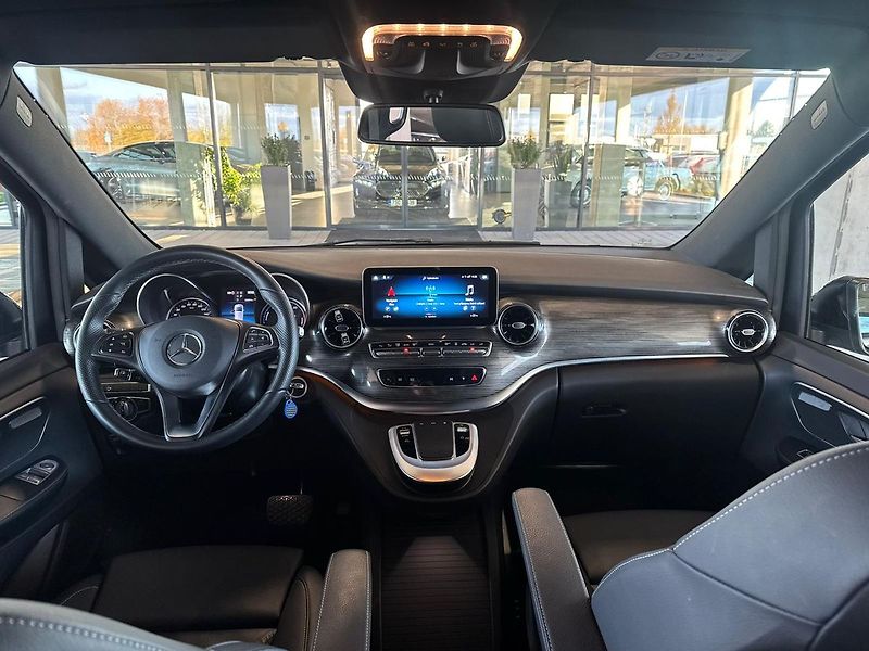 Mercedes-Benz EQV 300 L - fotka 12 z 20