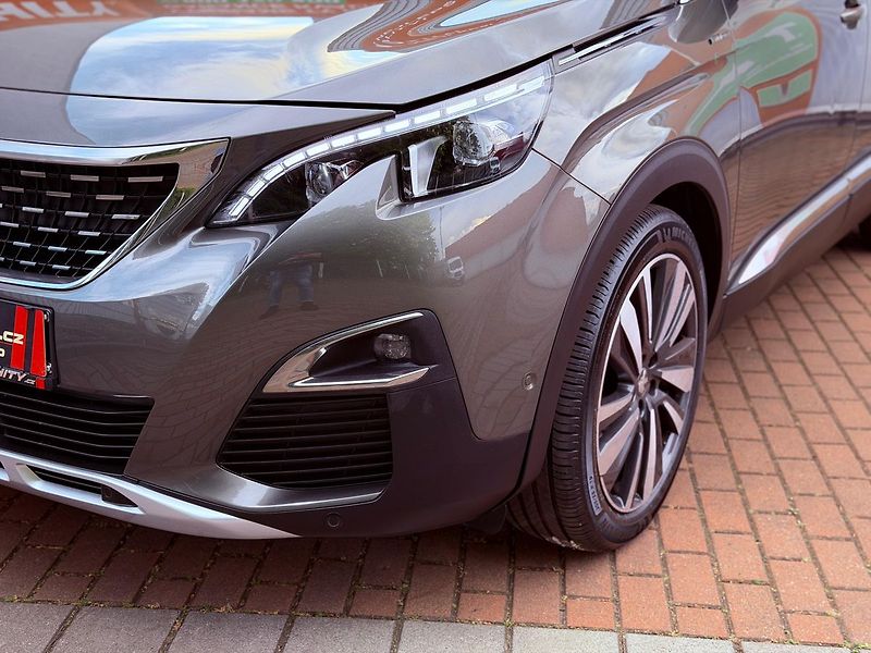Peugeot 5008 1.6 PureTech Allure, Serviska - fotka 3 z 36
