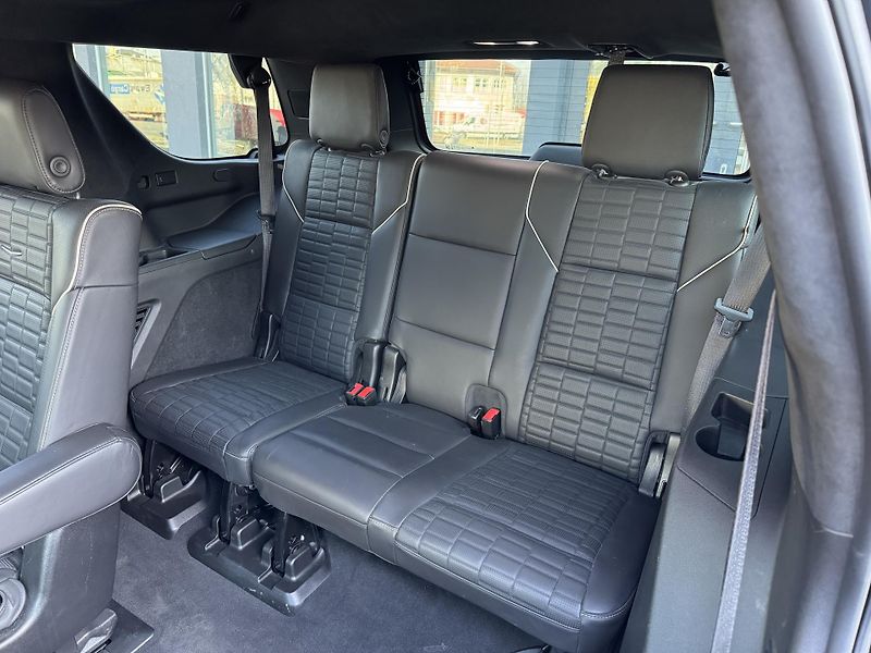 Cadillac Escalade 6,2 Sport Platinum MAX VÝBAVA! - fotka 14 z 51