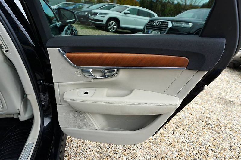 Volvo V90 (2019) INSCRIPTION POLESTAR 2,0 D5 17 - fotka 17 z 53