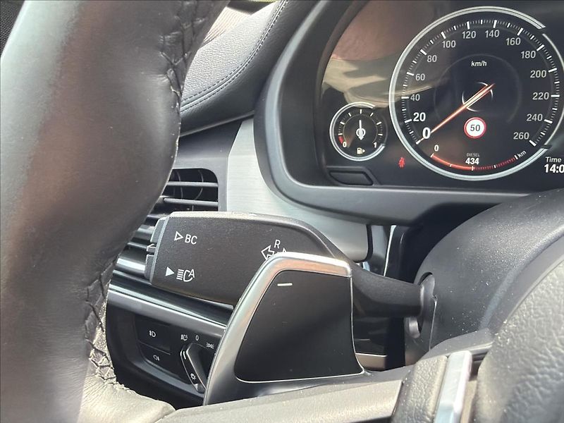 BMW X6 3,0 40d Xdrive Mpaket DPH HUD - fotka 28 z 34