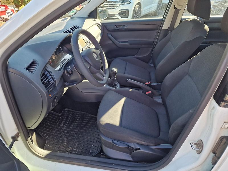 Škoda Fabia 1,2TSI 66KW RED&GREY  - fotka 7 z 19