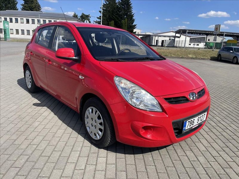 Hyundai i20 1,4 i 73kw Automat, Klima, LPG - fotka 6 z 28