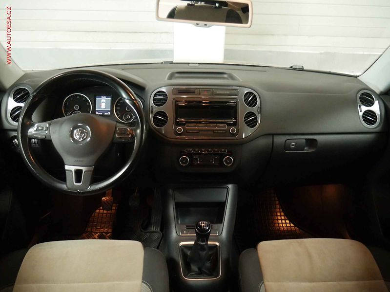 Volkswagen Tiguan (2012) 1.4TSi 4x4, ČR, Výhř.sed. - fotka 8 z 20