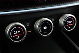 Škoda Superb (2025) 2.0 TDI, Sportline, Navigace - náhled 14