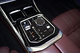 BMW Řada 7 740d xDrive , Integral, Pano - náhled 36