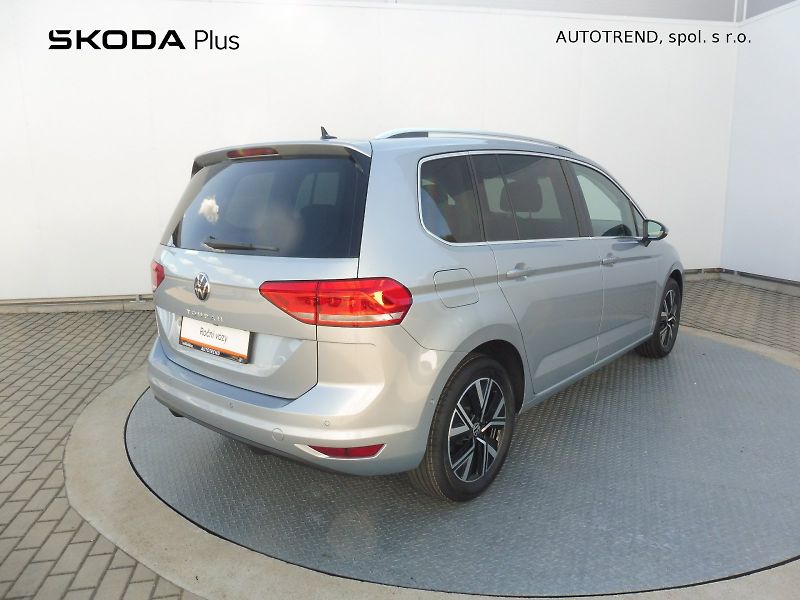 Volkswagen Touran (2026) People 1,5 TSI 110kW - fotka 2 z 26