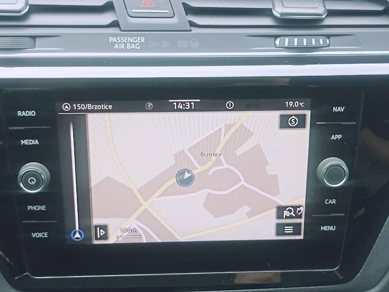 Volkswagen Touran (2021) 1.5TSI 110kW 7míst výhřevy - fotka 15 z 35