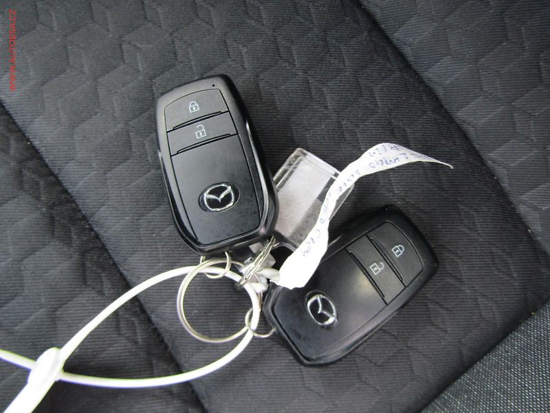 Mazda 2 (2023) 1.5 VVFi hybrid, 1.maj,ČR - fotka 22 z 22