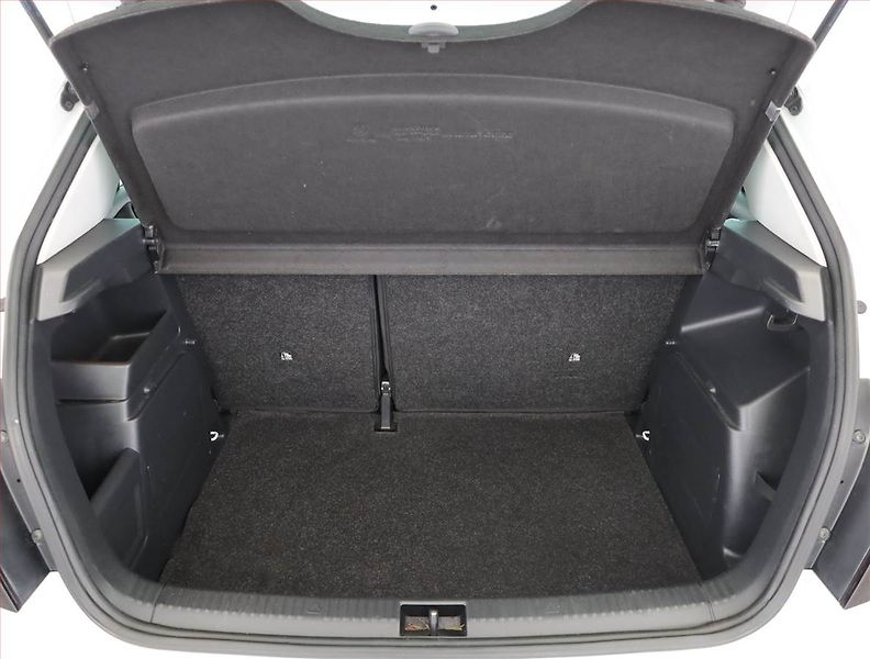 Škoda Fabia (2018) Style 1.0 TSI, Tempomat - fotka 19 z 19
