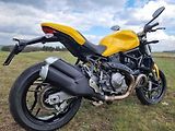 Ducati Monster 821.