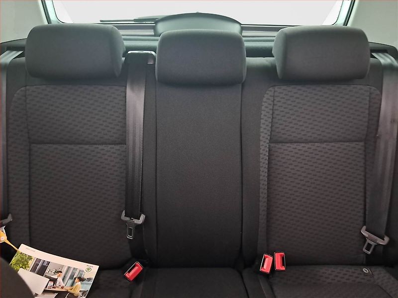 Škoda Fabia (2011) 1.2 TSI, Automat, Serv.kniha - fotka 10 z 15
