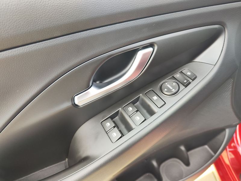 Hyundai i30 1.5 T-GDI/103kW Style - fotka 32 z 34
