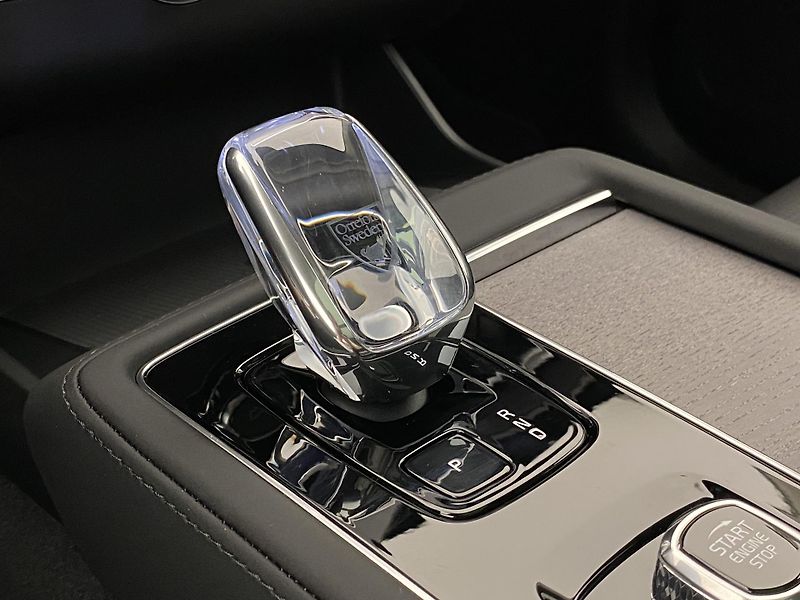 Volvo XC90 (2026) B5 AWD AUT BRIGHT ULTRA 7míst - fotka 37 z 71