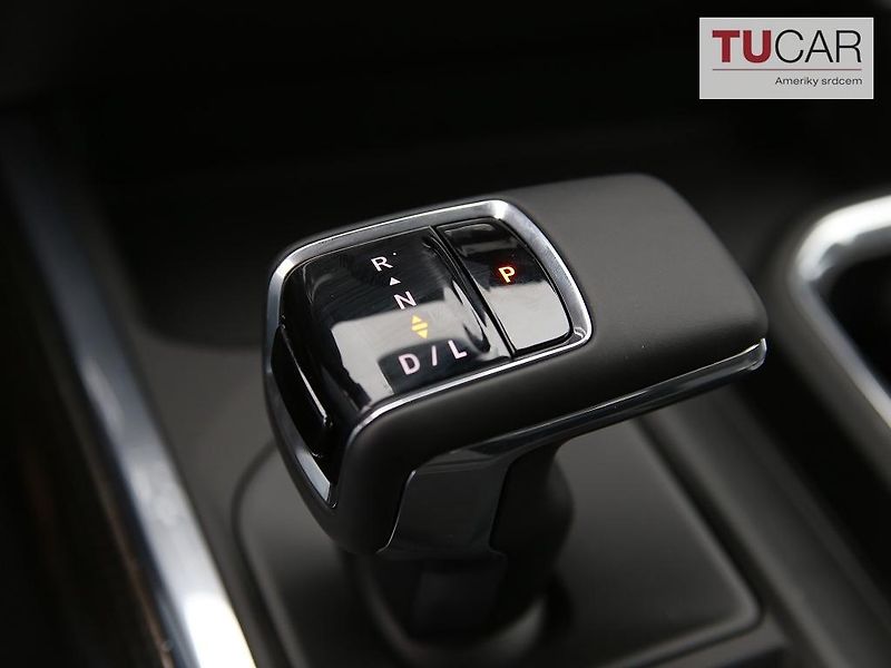 Chevrolet Silverado (2025) 6.2 V8 Trail Boss Z71 - fotka 33 z 47