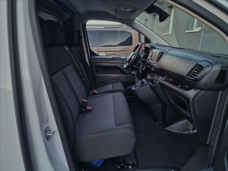 Opel Vivaro 1.5CDTI 88kW, původ ČR,1.Maj. - fotka 14 z 47