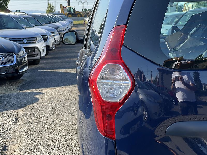 Dacia Lodgy 1.6i LPG 7MÍST TAŽNÉ - fotka 37 z 38