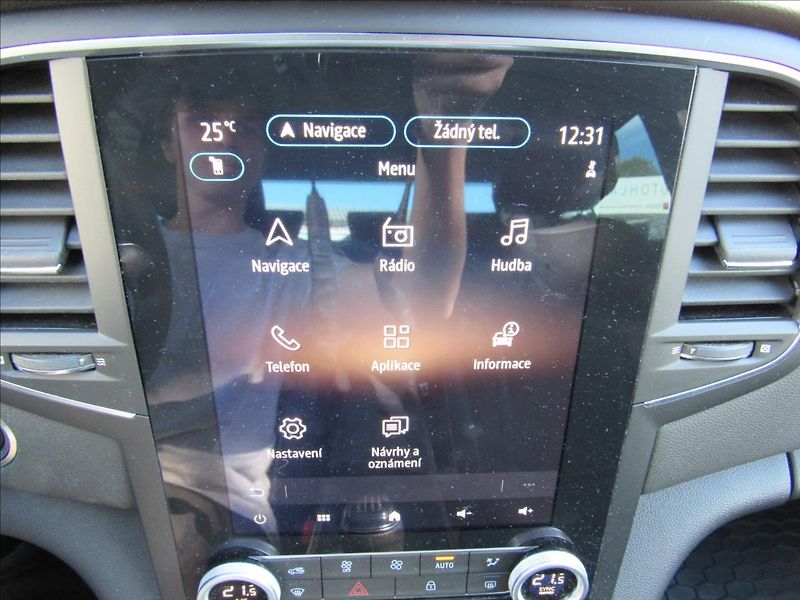 Renault Mégane 1,3 TCe GrandCoupé Techno - fotka 17 z 32