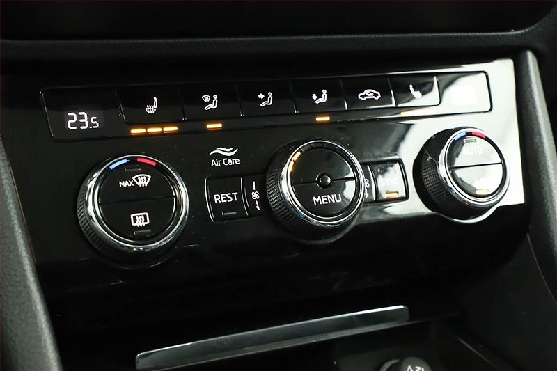 Škoda Superb (2021) iV 1.4 TSI PHEV, Automat, Navi - fotka 17 z 20