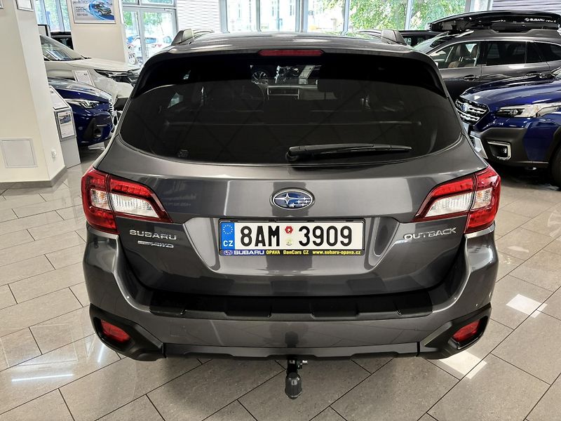 Subaru Outback 2.5i Active ES Lineartronic - fotka 4 z 41