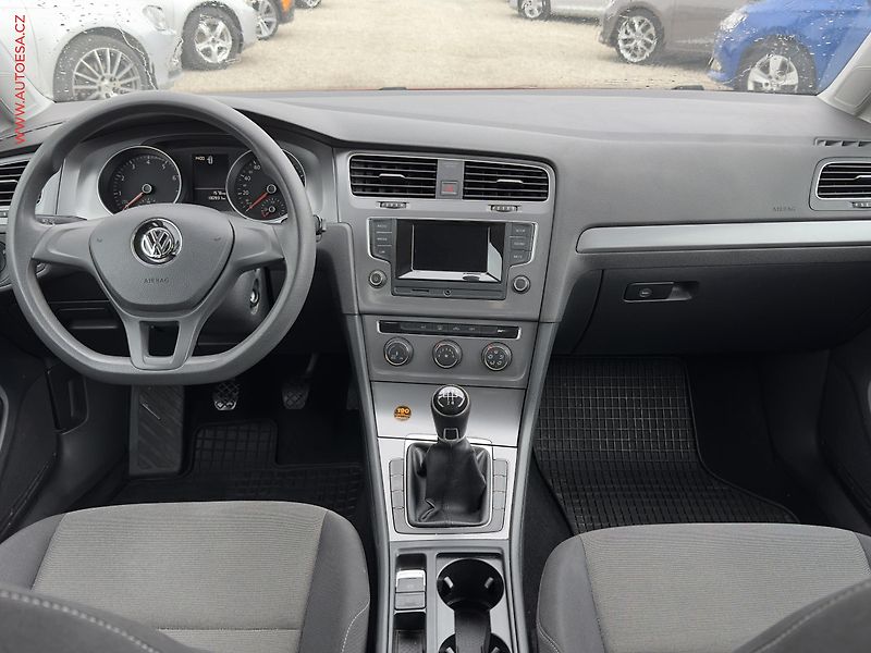 Volkswagen Golf (2013) 1.2TSi, AC - fotka 8 z 16