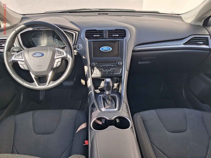 Ford Mondeo (2017) 2.0 TDCi, Titanium, AT, +kola - fotka 8 z 19
