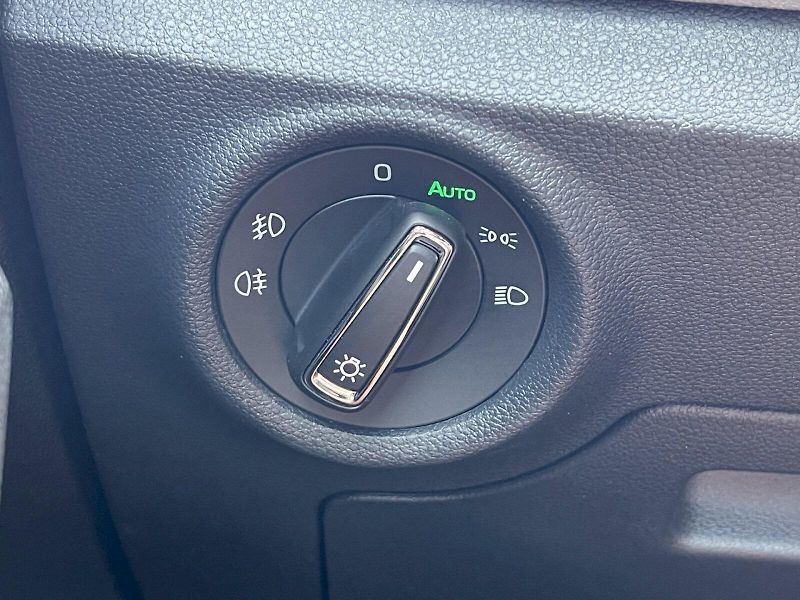 Škoda Scala (2025) 1.0 TSI 85kW Top Selection - fotka 7 z 35