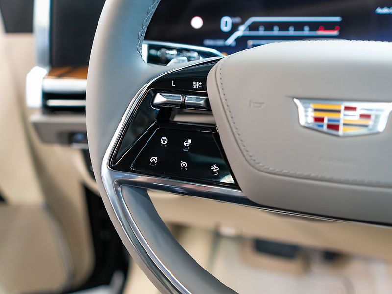 Cadillac Escalade (2026) 6.2 ESV Sport Platinum 2026 - fotka 20 z 50