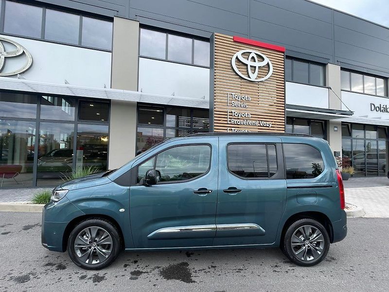 Toyota ProAce City Verso 1.5D Automat Short VIP - fotka 5 z 31