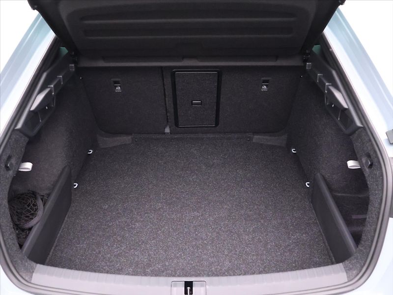 Škoda Octavia 2,0 TSI 195kW DSG RS DPH 1.Maj - fotka 10 z 43