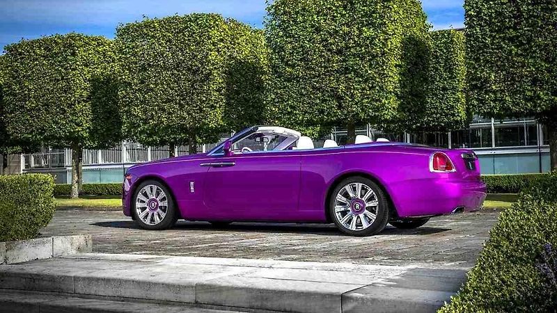 McLaren 720S a Rolls-Royce Dawn v odstínech sběratele Michaela Fuxe.