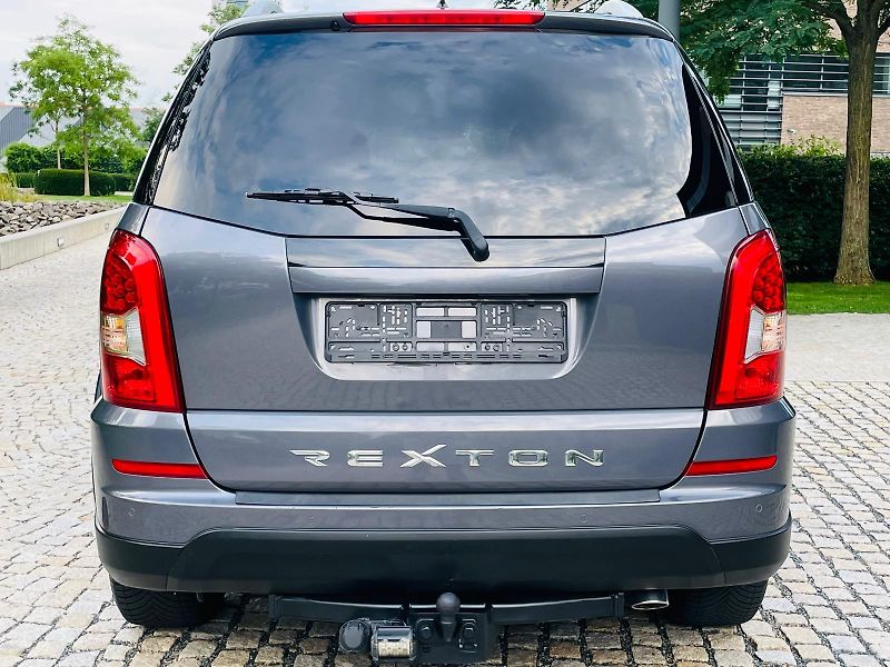 SsangYong Rexton 2.0TD 4x4 AUTOMAT TAŽNÉ VÝHŘEV - fotka 14 z 51