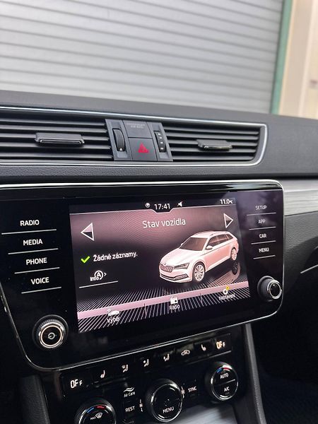 Škoda Superb (2020) III 2.0 TDI 110KW 2020 1MAJITE - fotka 19 z 24