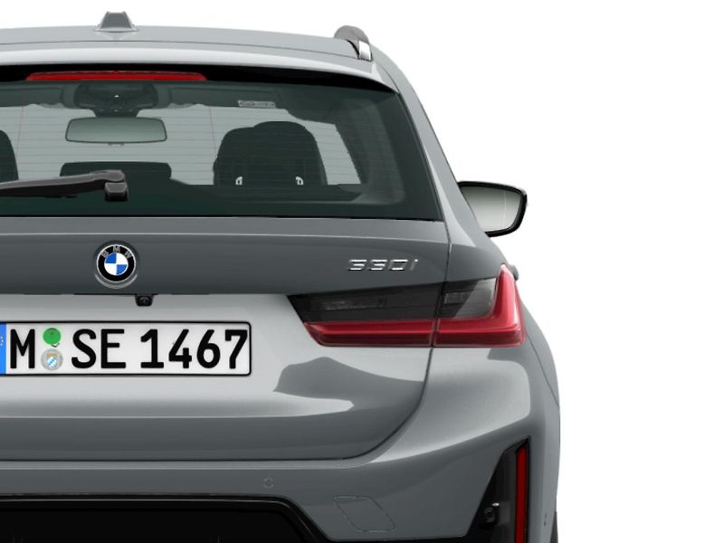 BMW Řada 3 330i xDrive Touring - fotka 10 z 10