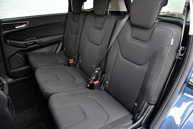 Ford S-MAX 2.5 HEV TITANIUM,ZÁRUKA,ČR,DPH - fotka 36 z 50