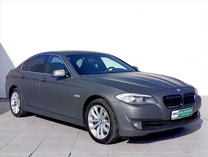 BMW Řada 5 3,0 530d Aut., Navi Kůže Tažné - fotka 5 z 45