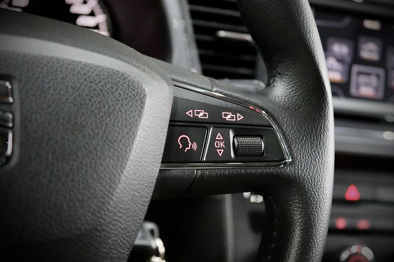 Seat Leon ST 1.4 TSI 103 kW  - fotka 25 z 32
