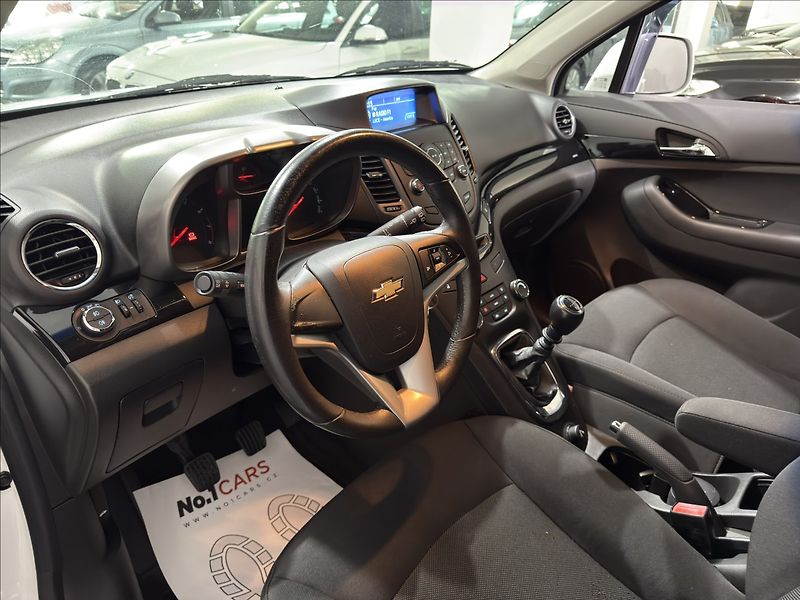 Chevrolet Orlando 1,8   i LT+ 7 MÍST AC TZ ČR TO - fotka 8 z 40