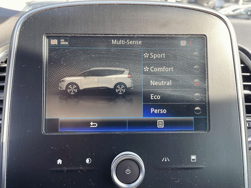 Renault Grand Scénic (2018) 1.7 dCi,110kW,Intens - fotka 20 z 37
