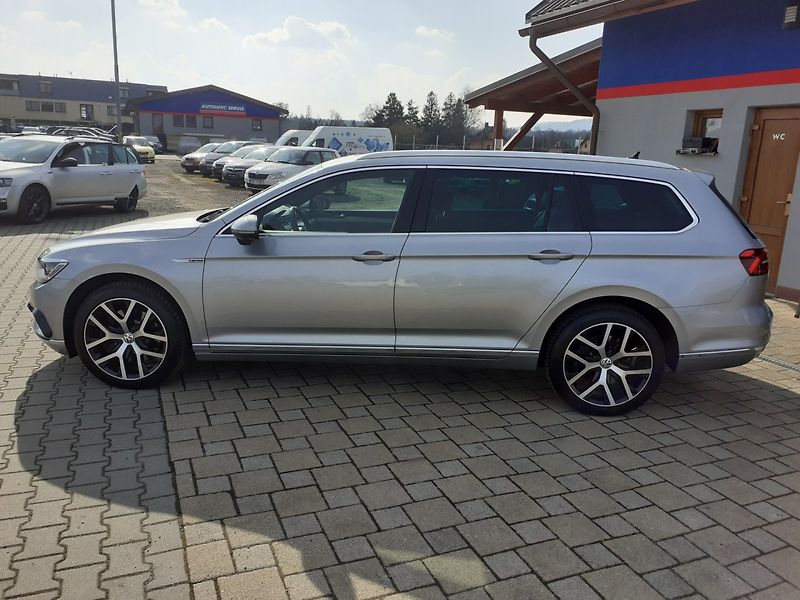 Volkswagen Passat (2018) 2.0 BiTDi 4x4 - fotka 6 z 48