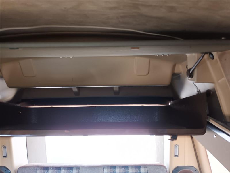 Volkswagen Caravelle 1,9 i,T3 Westfalia,SPRCHA,WC, - fotka 26 z 49